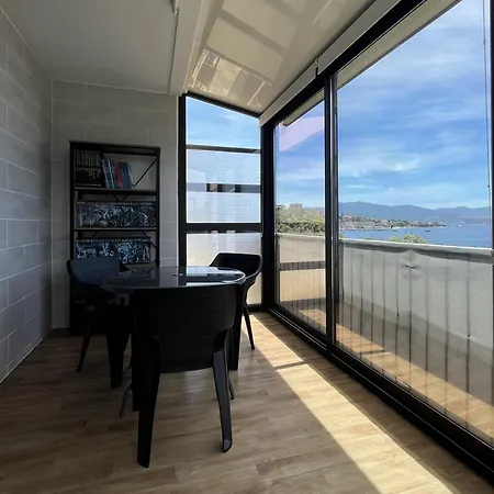 Apartment T3 - Front De - Parking - Confort
